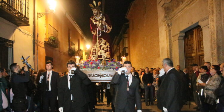 La cofradía del Cristo de la Columna celebra la primera procesión del ciclo penitencial de 2024
