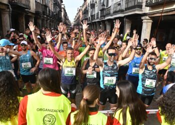 Más de 2.000 deportistas participan en el Día del Atletismo Popular en un nuevo éxito organizativo del club Ajalkalá