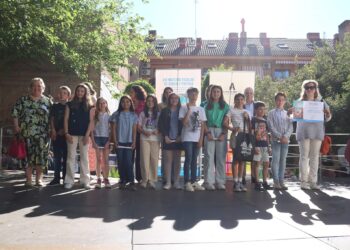 Más de 2.000 alumnos alcalaínos pertenecientes a 25 centros  participan en la XXI muestra escolar de dibujo y pintura