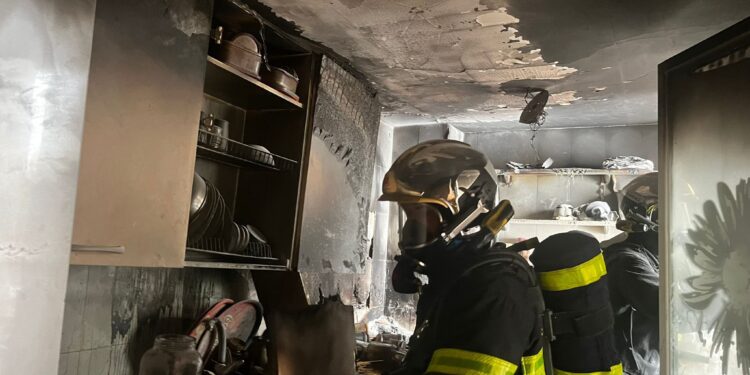 Los bomberos en una intervención. Foto de archivo. Emergencias 112 Madrid