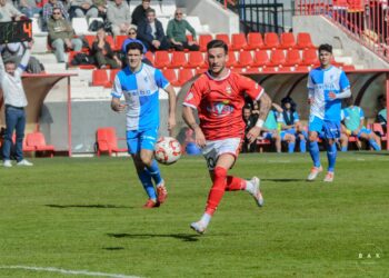 Izan González en el momento en que marcó el segundo gol (Fotos RSD Alcalá)