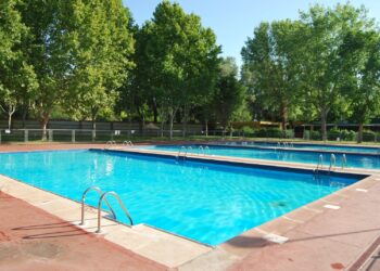 Piscinas de verano del Val