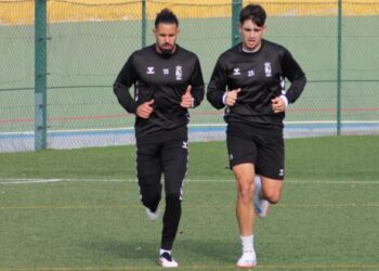 Chete González y Caste entrenando. (Foto RSD Alcalá)