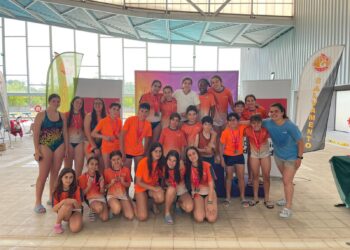 El equipo del GSD Alcalá que ha triunfado en la piscina de Valdesanchuela en Valdemoro