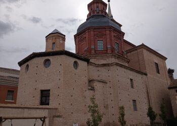 La imponente cúpula de la Capilla de las Santas Formas, un referente del paisaje urbano histórico de Alcalá de Henares