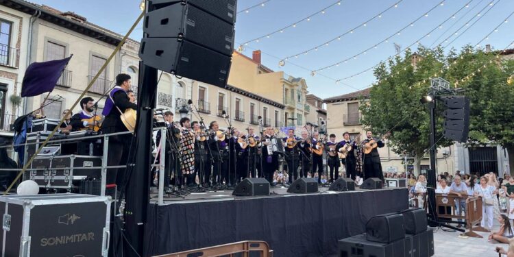 Actuación de la tuna este año en las ferias de Alcalá