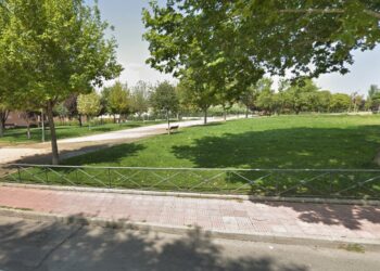 El parque Reyes Magos desde la calle Mejorada del Campo de Alcalá de Henares